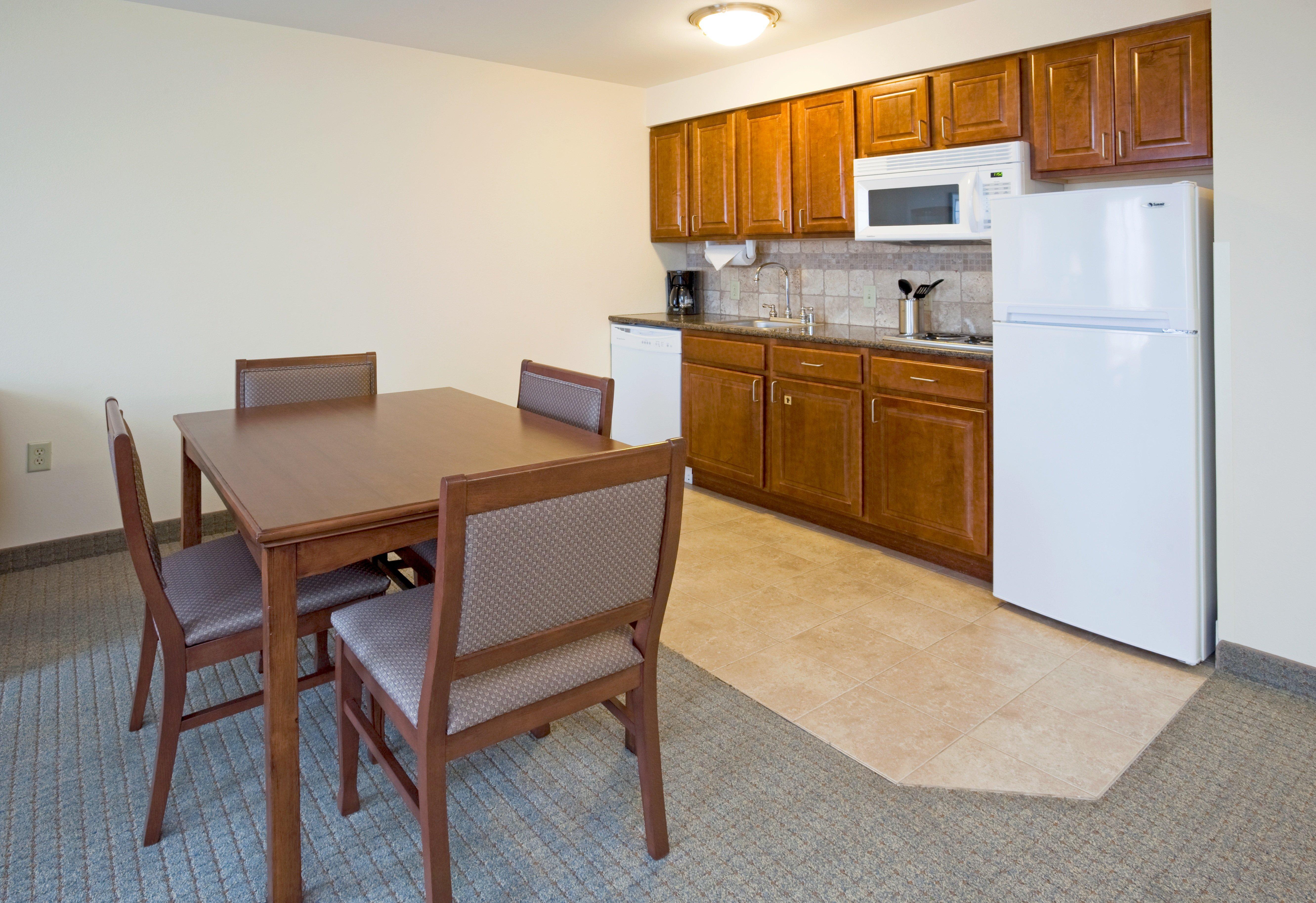Staybridge Suites Milwaukee West-Oconomowoc By Ihg Exterior foto