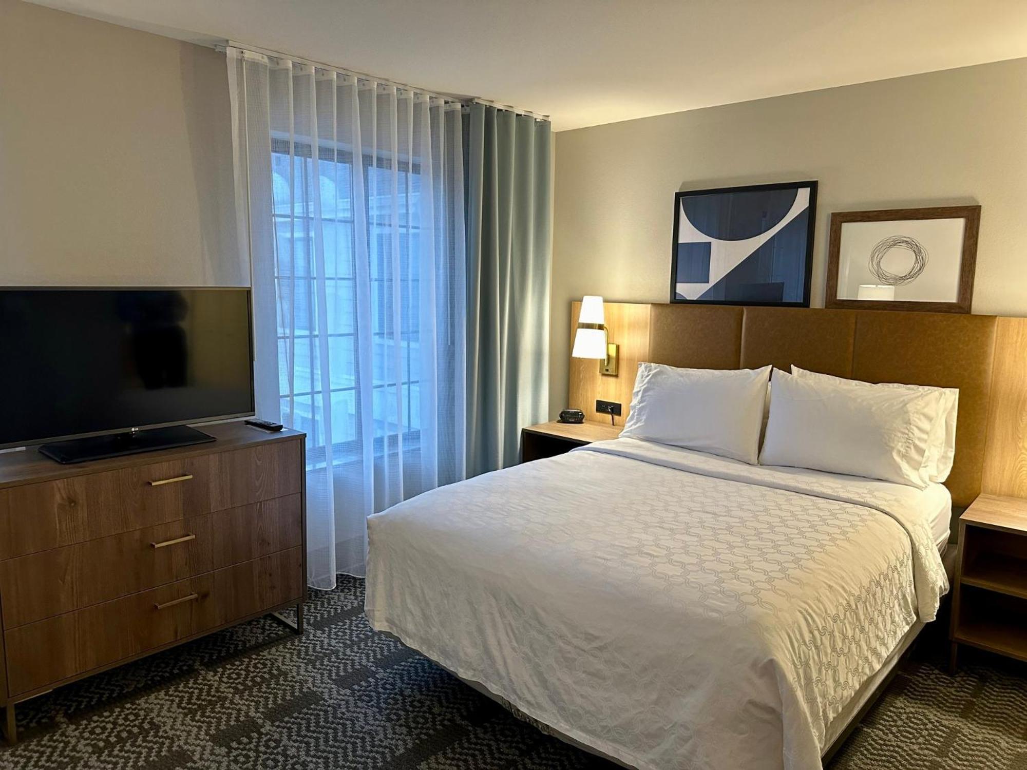Staybridge Suites Milwaukee West-Oconomowoc By Ihg Exterior foto