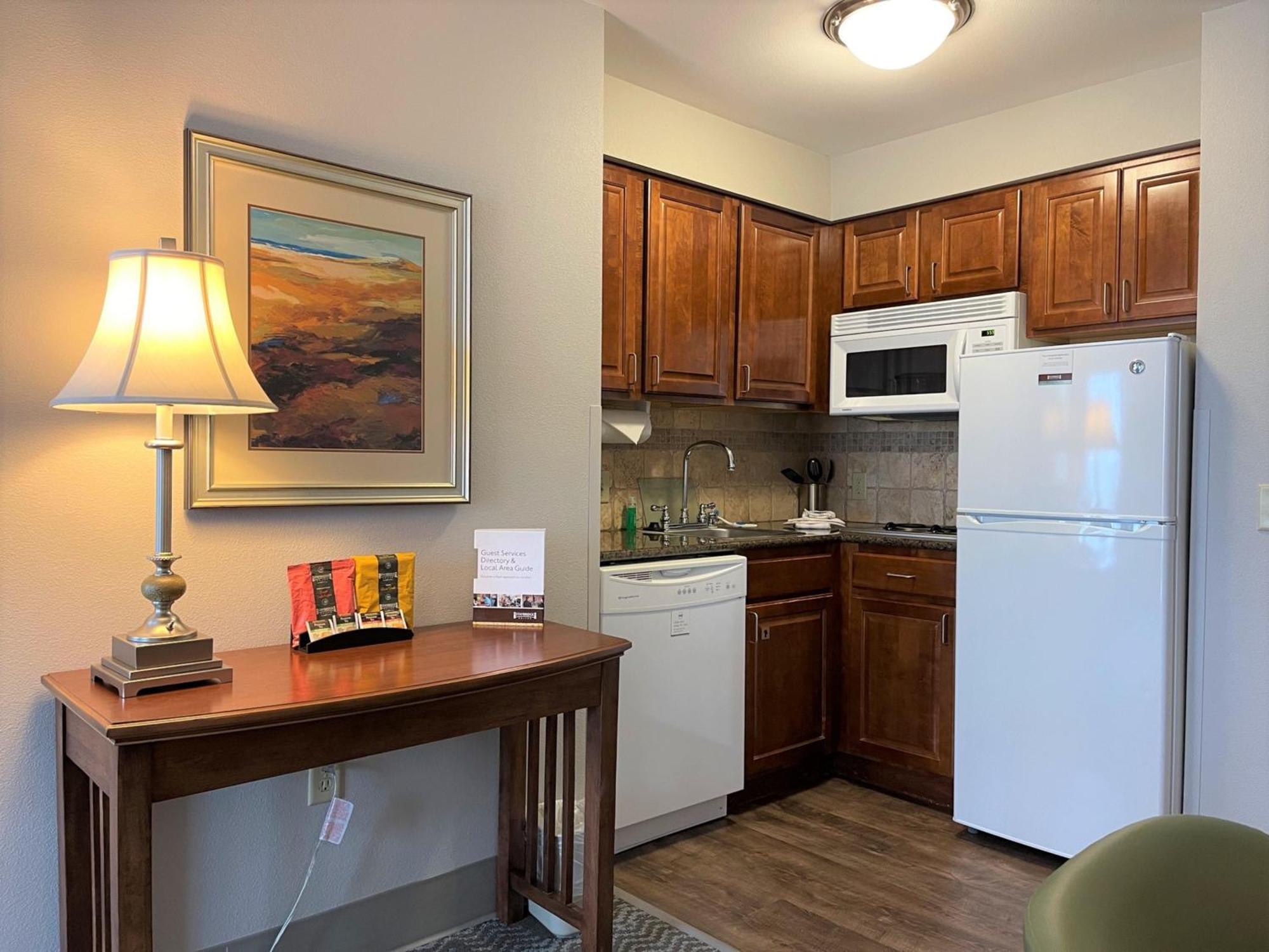 Staybridge Suites Milwaukee West-Oconomowoc By Ihg Exterior foto
